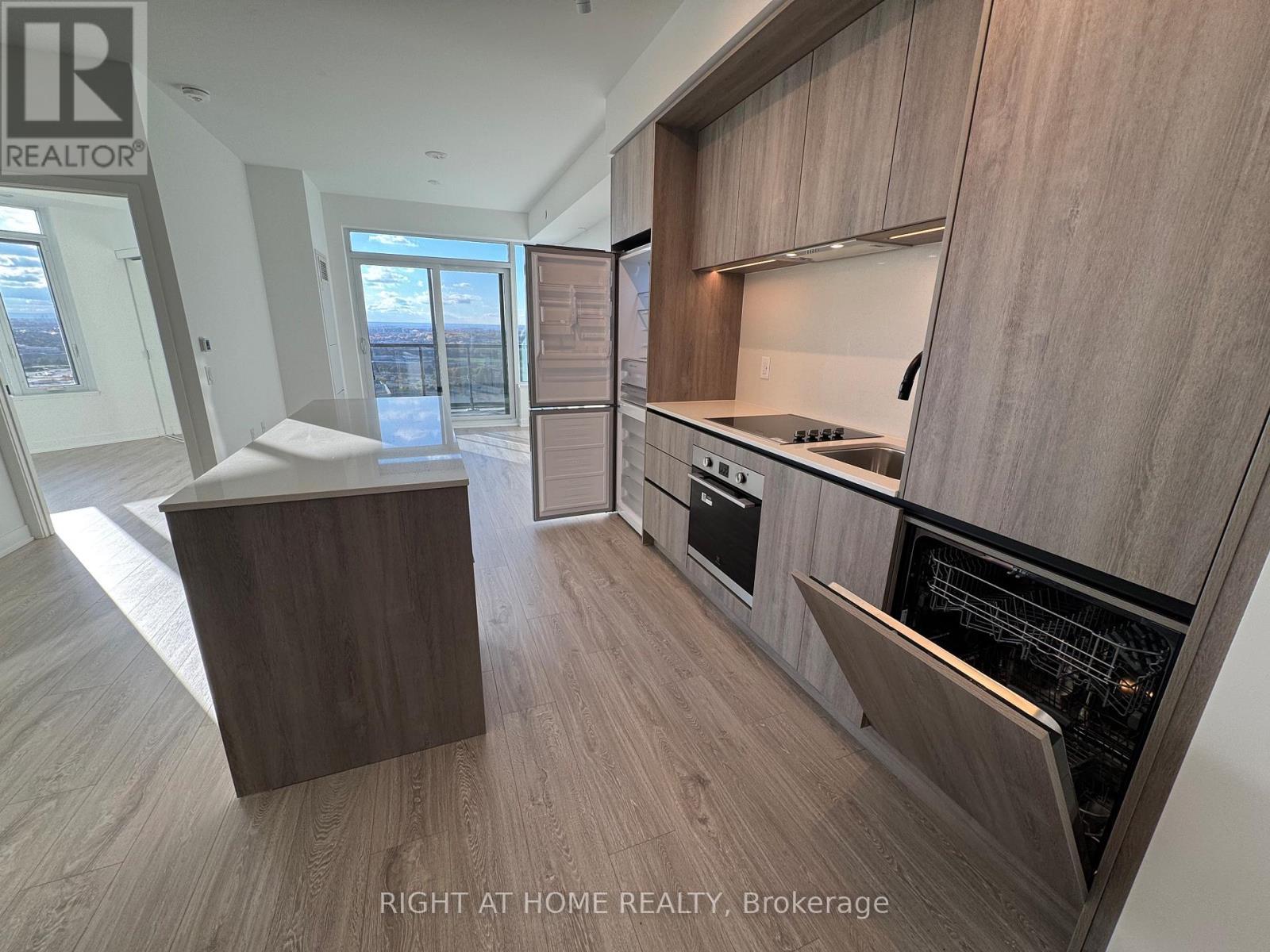 1906 - 2495 Eglinton Avenue W, Mississauga, ON - Indoor Photo Showing Kitchen