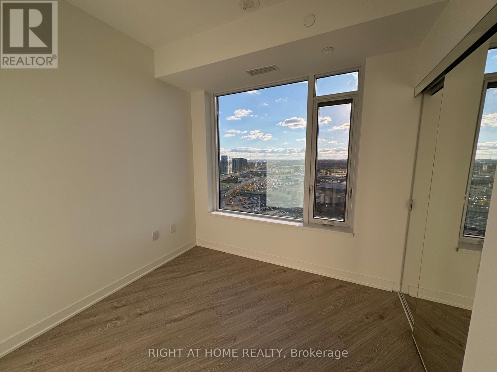 1906 - 2495 Eglinton Avenue W, Mississauga, ON - Indoor Photo Showing Other Room