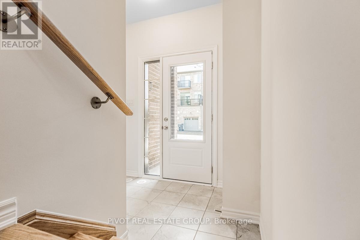 28 Mccormack Road, Caledon, ON - Indoor Photo Showing Other Room