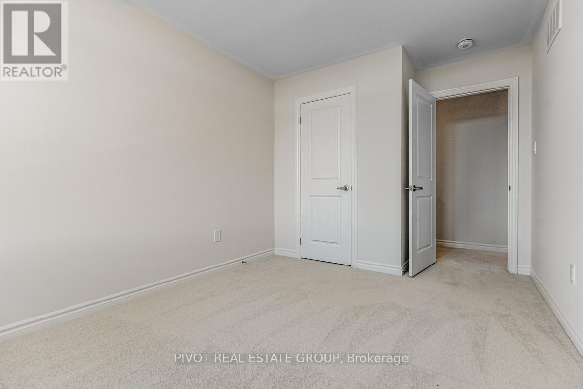 28 Mccormack Road, Caledon, ON - Indoor Photo Showing Other Room