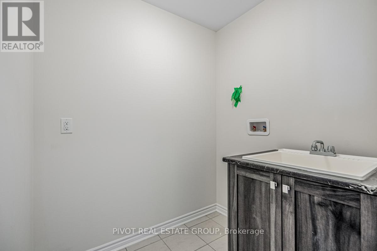 28 Mccormack Road, Caledon, ON - Indoor