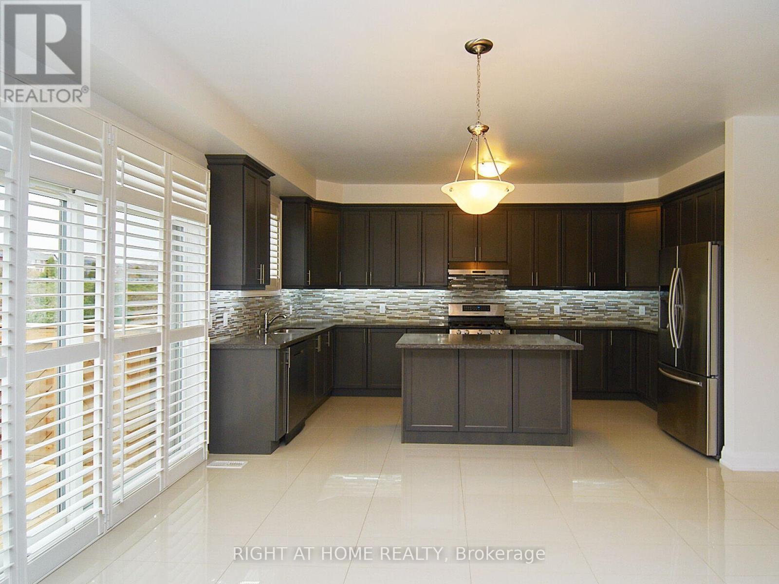 2344 Dobbinton Street, Oshawa, ON - Indoor Photo Showing Kitchen