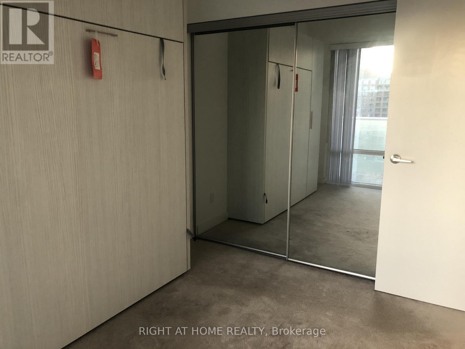 901 - 501 Yonge Street, Toronto, ON - Indoor Photo Showing Other Room