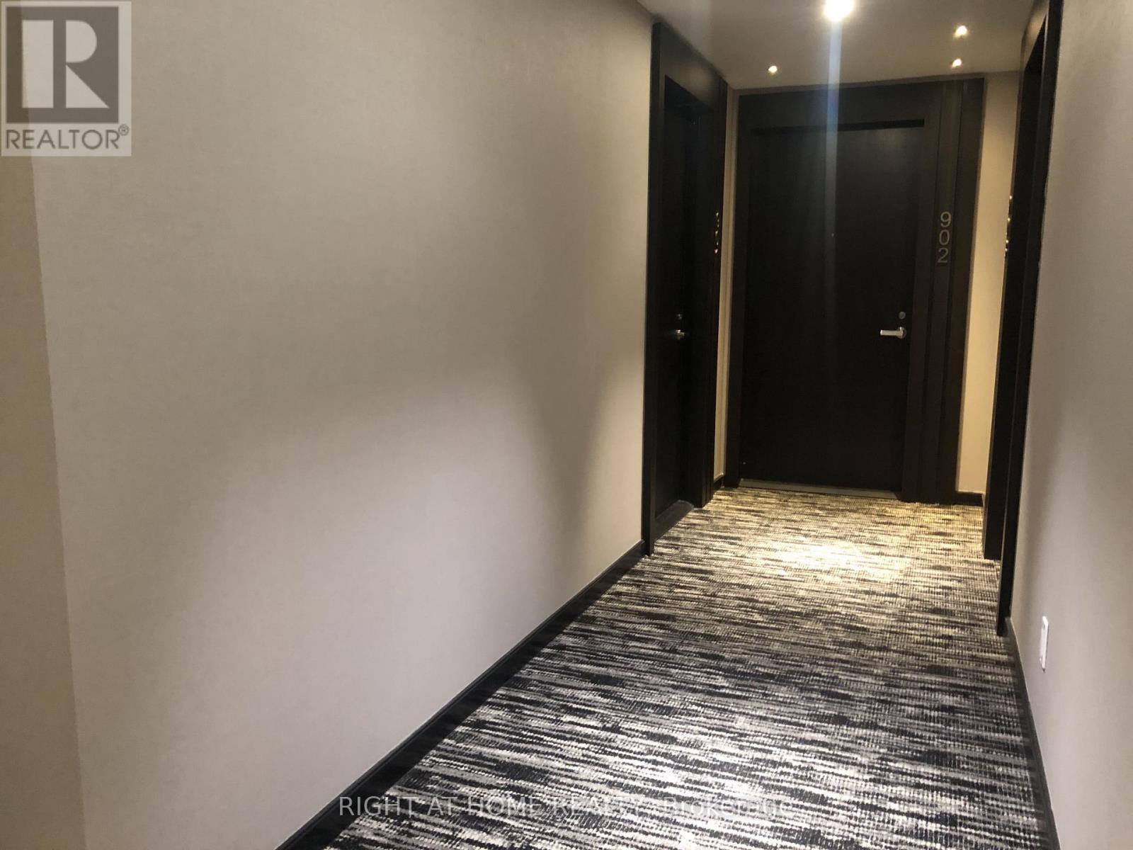 901 - 501 Yonge Street, Toronto, ON - Indoor Photo Showing Other Room