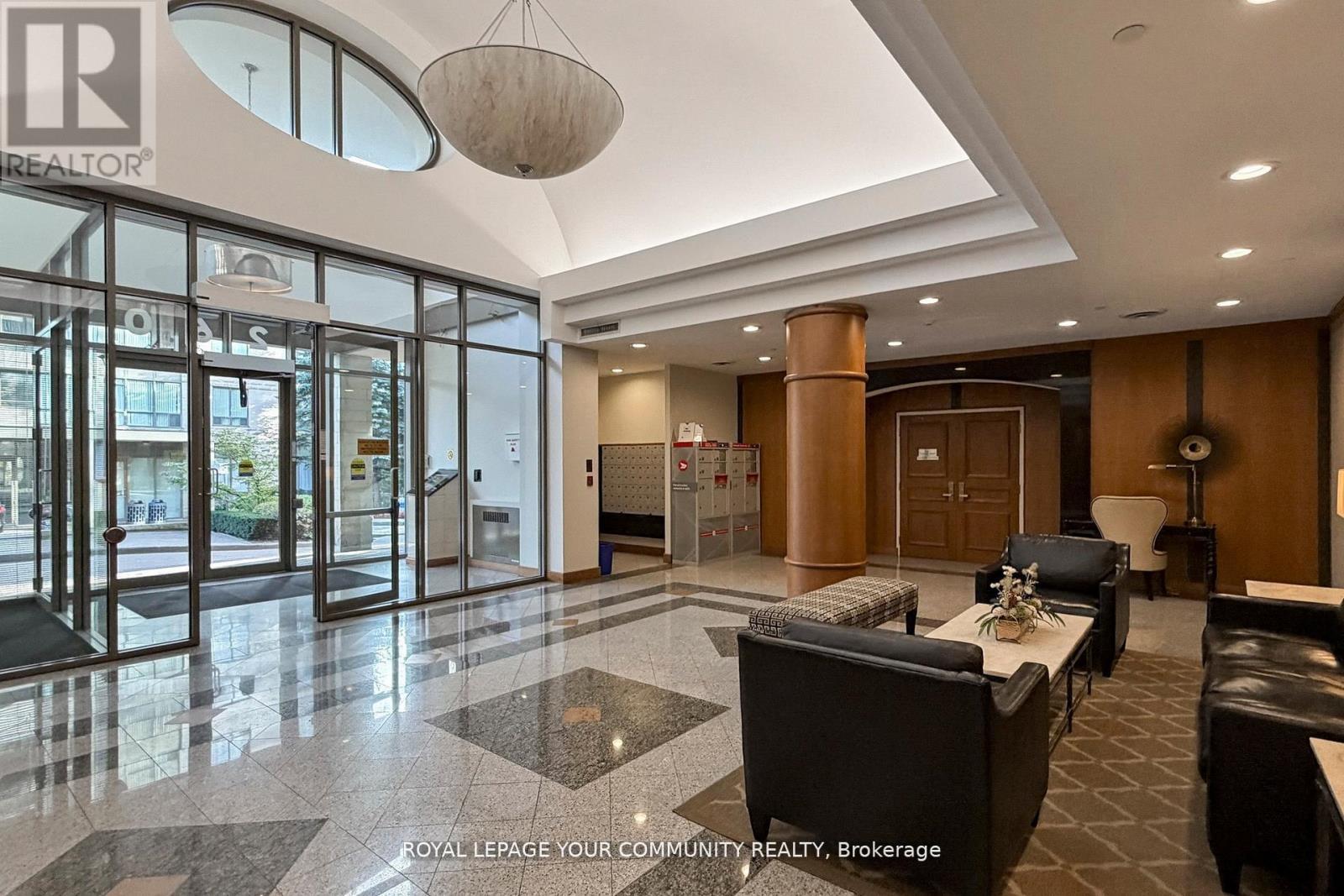 1201 - 260 Doris Avenue, Toronto, ON - Indoor Photo Showing Other Room