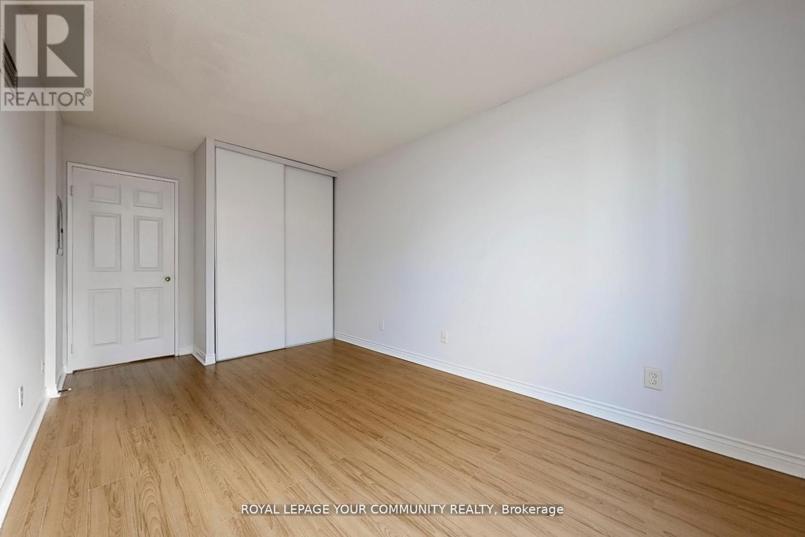 1201 - 260 Doris Avenue, Toronto, ON - Indoor Photo Showing Other Room