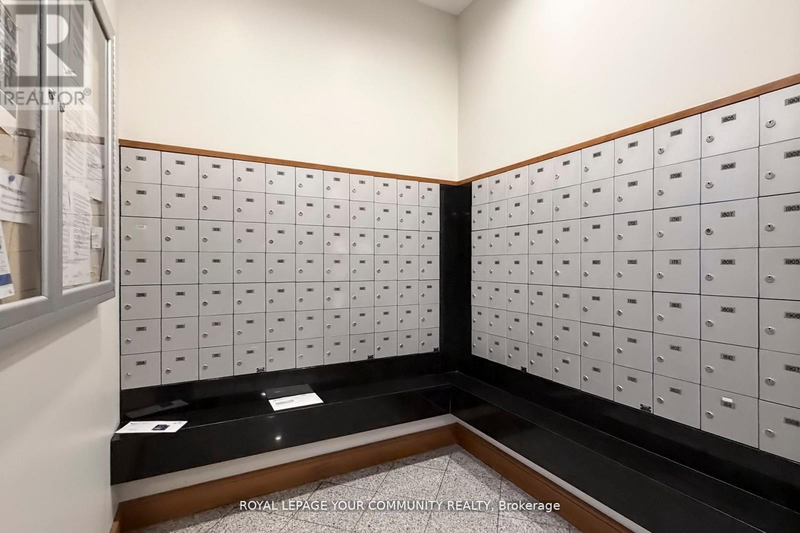 1201 - 260 Doris Avenue, Toronto, ON - Indoor Photo Showing Other Room