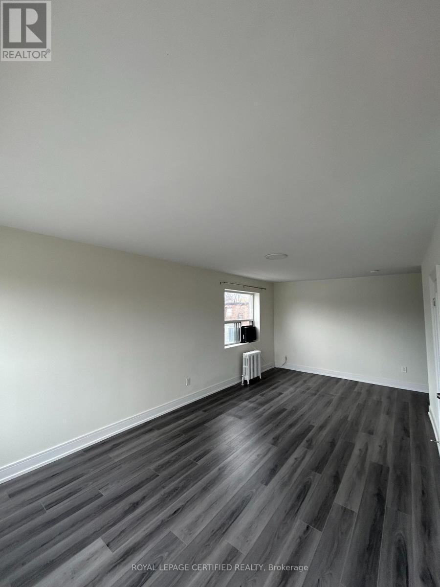 26 - 3464 Yonge Street, Toronto, ON - Indoor Photo Showing Other Room