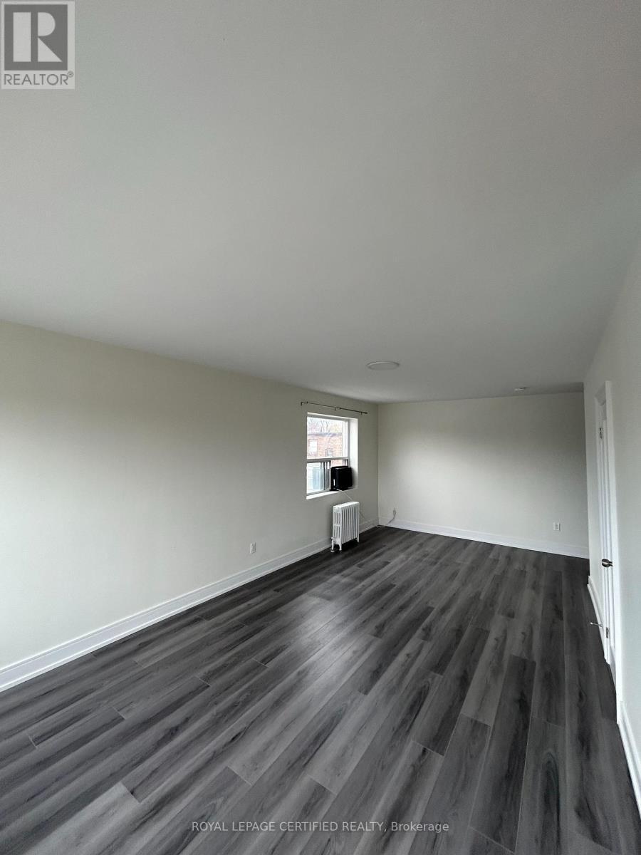 26 - 3464 Yonge Street, Toronto, ON - Indoor Photo Showing Other Room