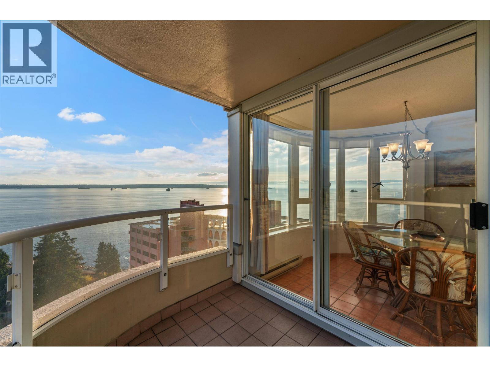 1601 2203 Bellevue Avenue, West Vancouver, BC - Outdoor With Body Of Water With View With Exterior