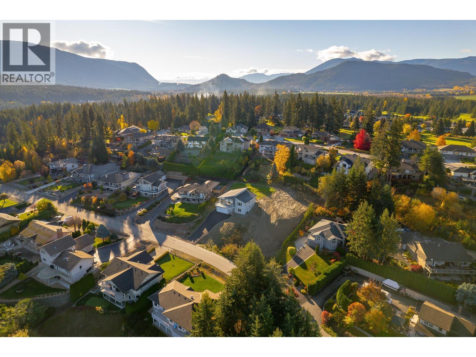 Lot 125 Grand View Place, South Shuswap, BC