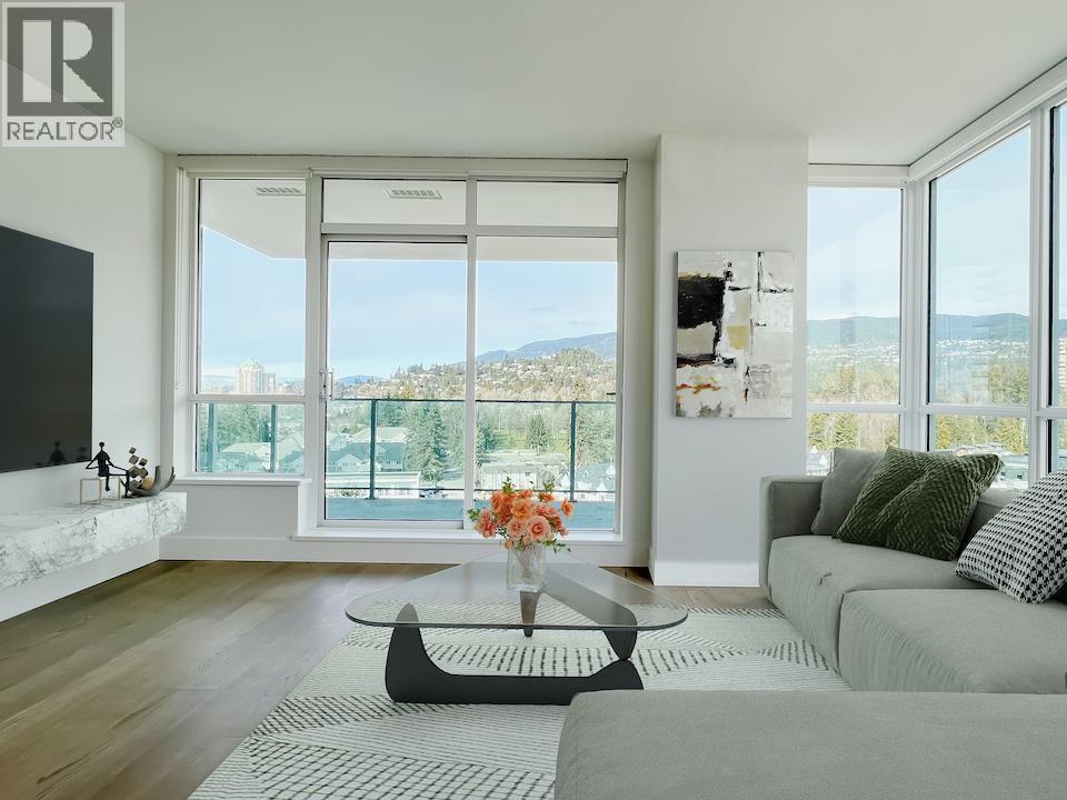 807 1675 Lions Gate Lane, North Vancouver, BC - Indoor Photo Showing Living Room