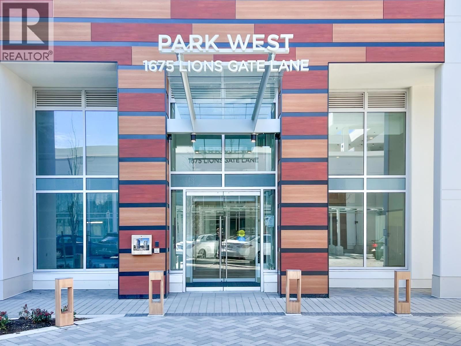 807 1675 Lions Gate Lane, North Vancouver, BC -