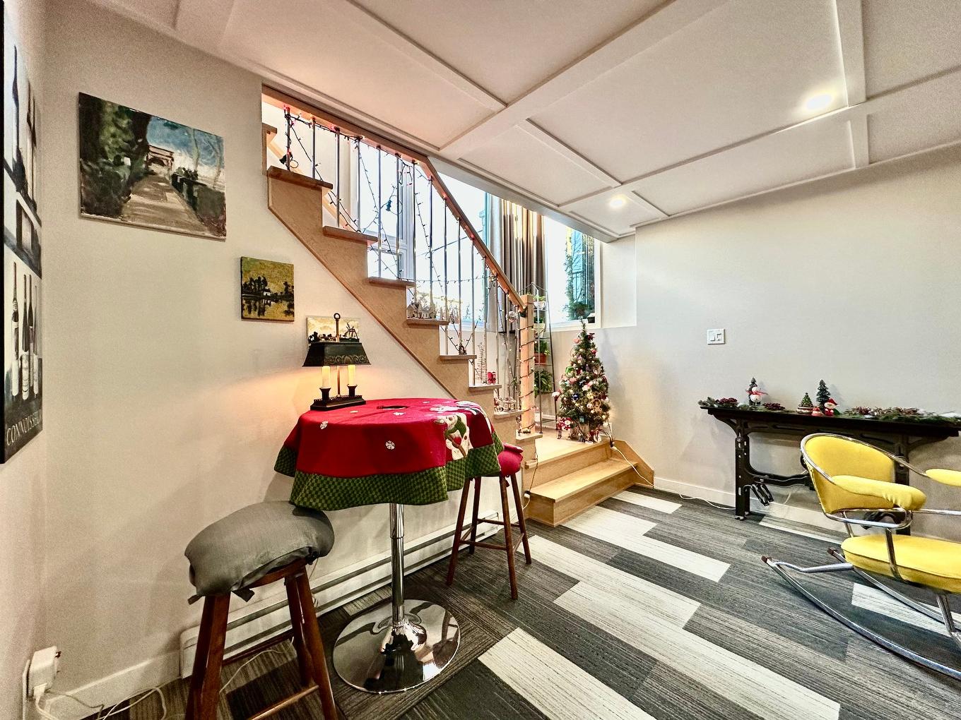 Escalier - 320 Rue Abigail, Lachute, QC - Indoor Photo Showing Other Room