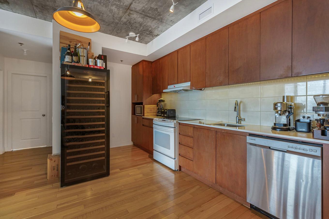 Kitchen - 538-5661 Av. De Chateaubriand, Montréal (Rosemont/La Petite-Patrie), QC - Indoor Photo Showing Kitchen