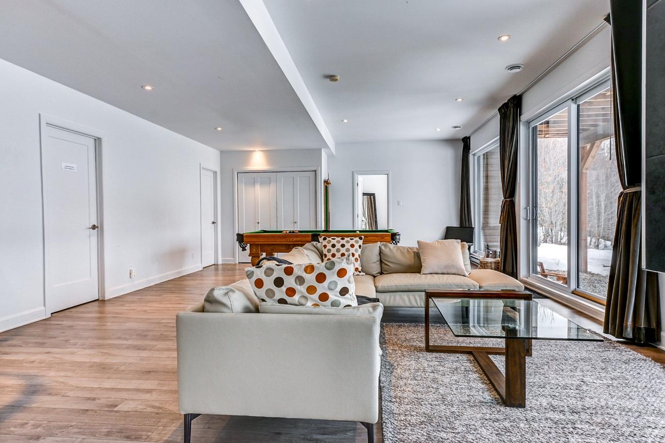 Family room - 165 Rue Du Denali, La Conception, QC - Indoor Photo Showing Living Room