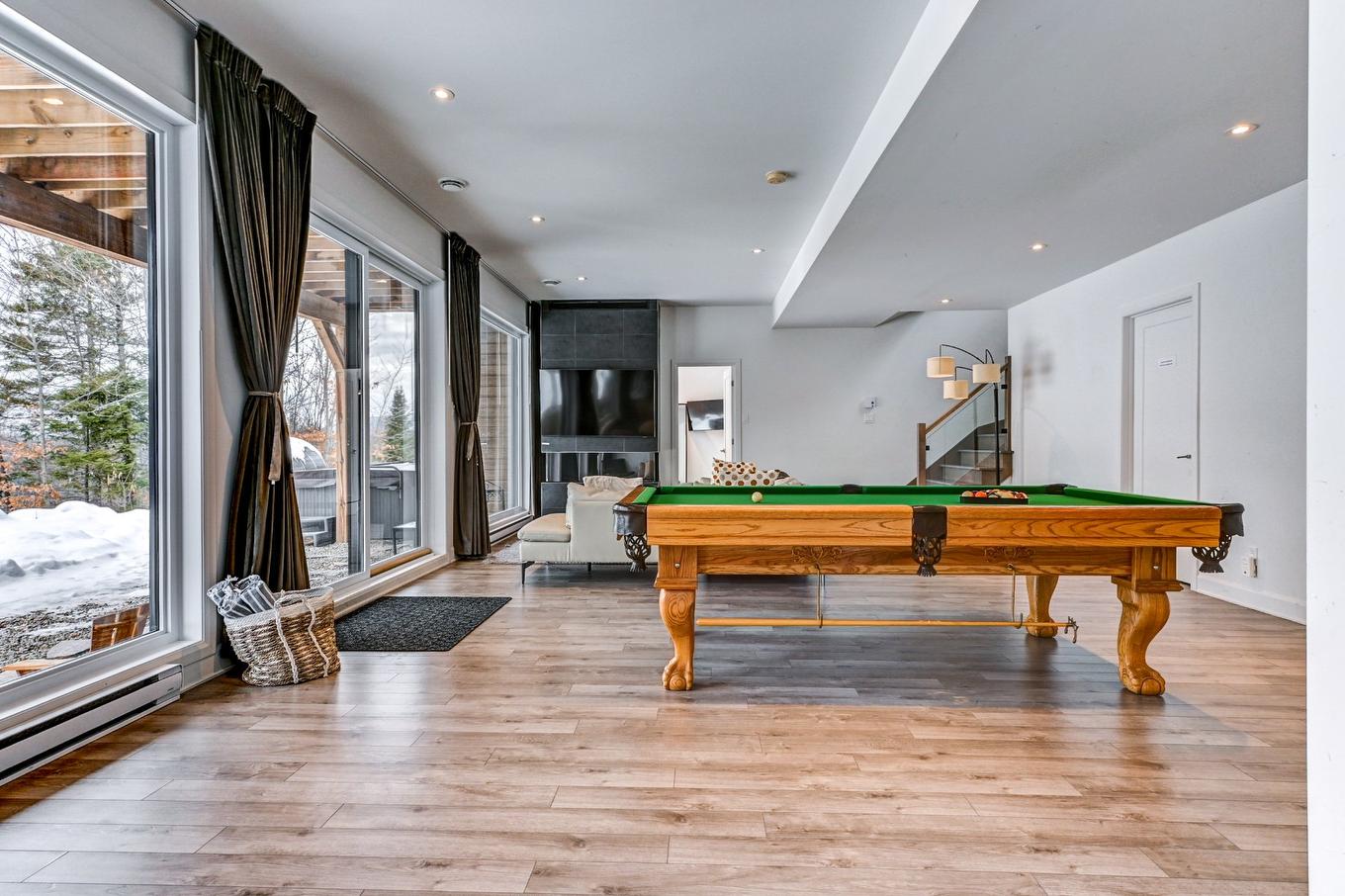 Family room - 165 Rue Du Denali, La Conception, QC - Indoor Photo Showing Other Room