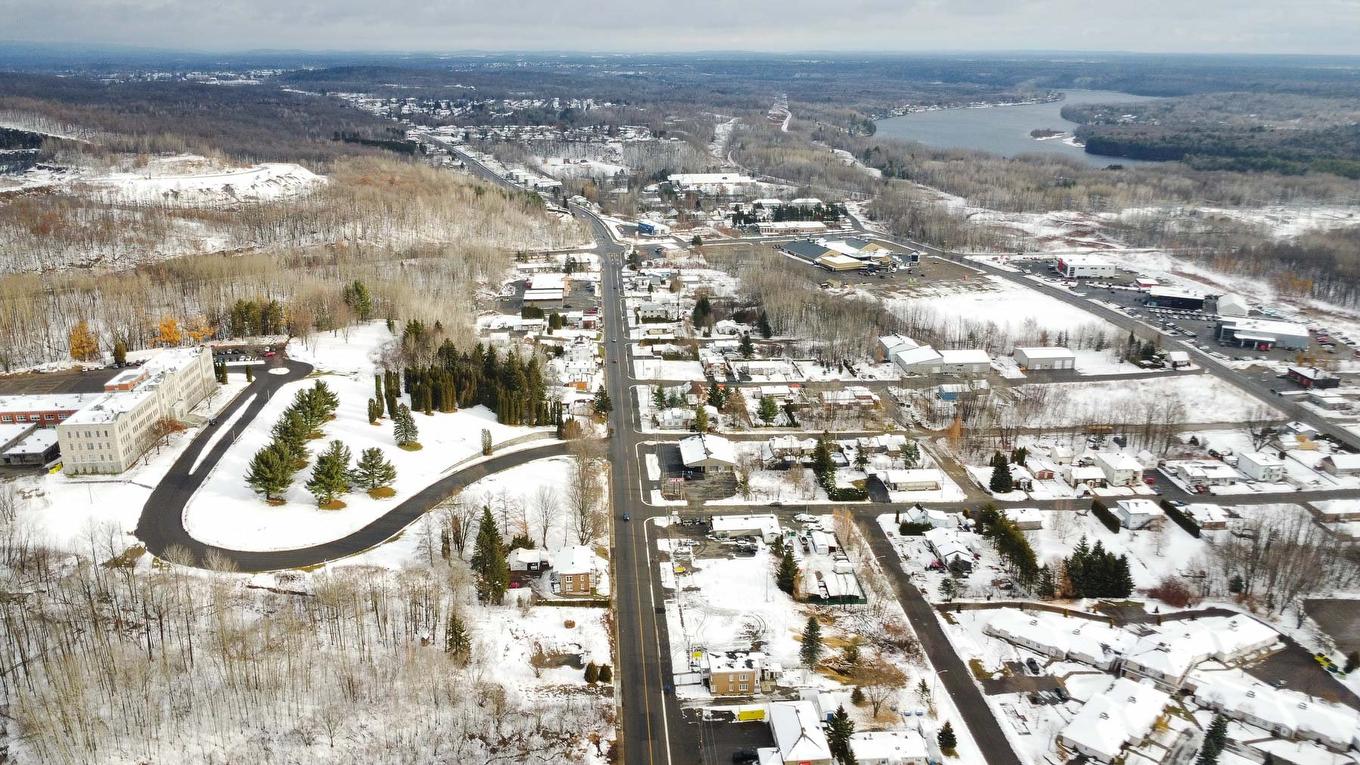 Aerial photo - Boul. Des Hêtres, Shawinigan, QC