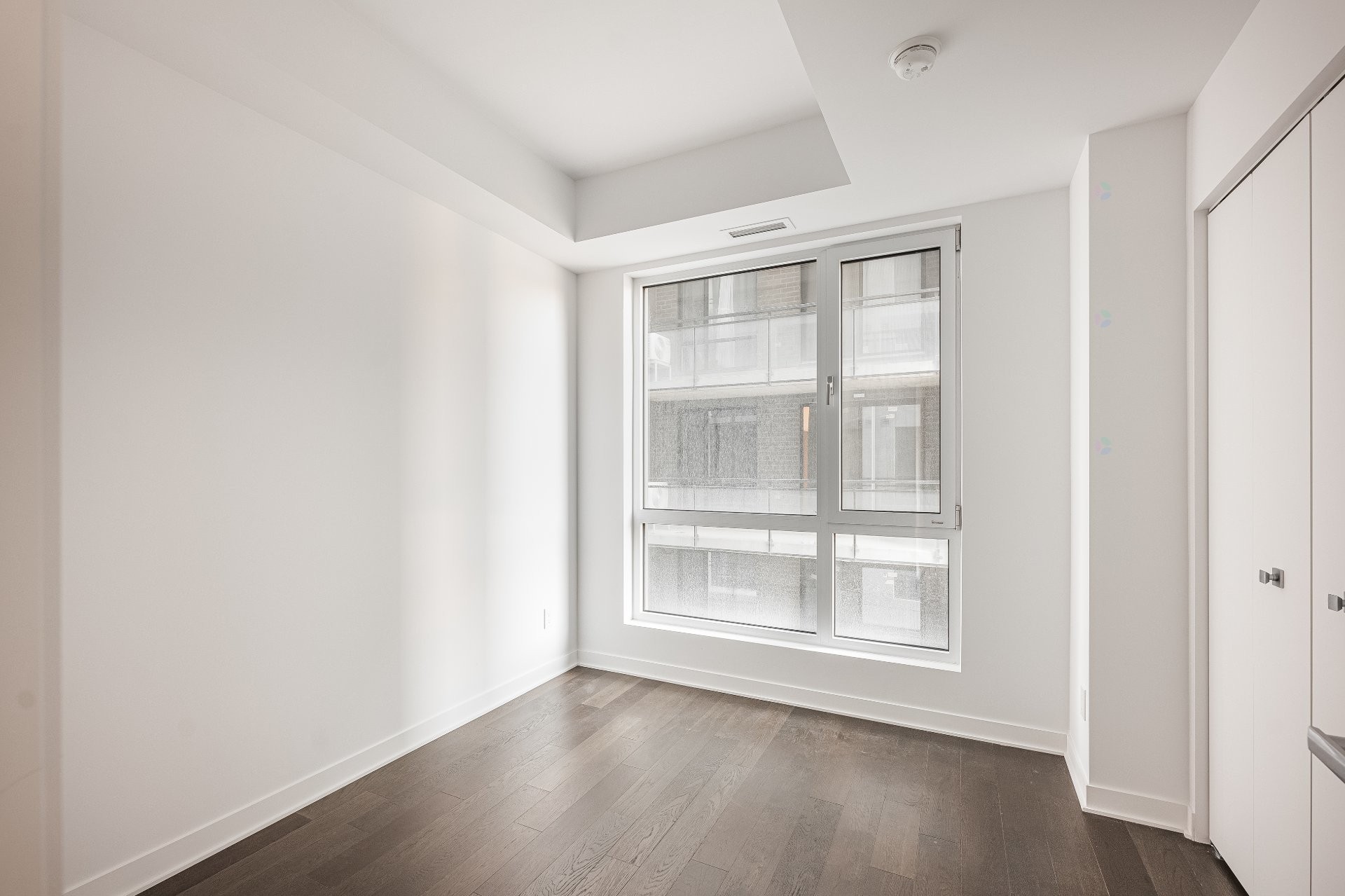 Chambre à coucher - 801-1160 Rue Mackay, Montréal (Ville-Marie), QC - Indoor Photo Showing Other Room