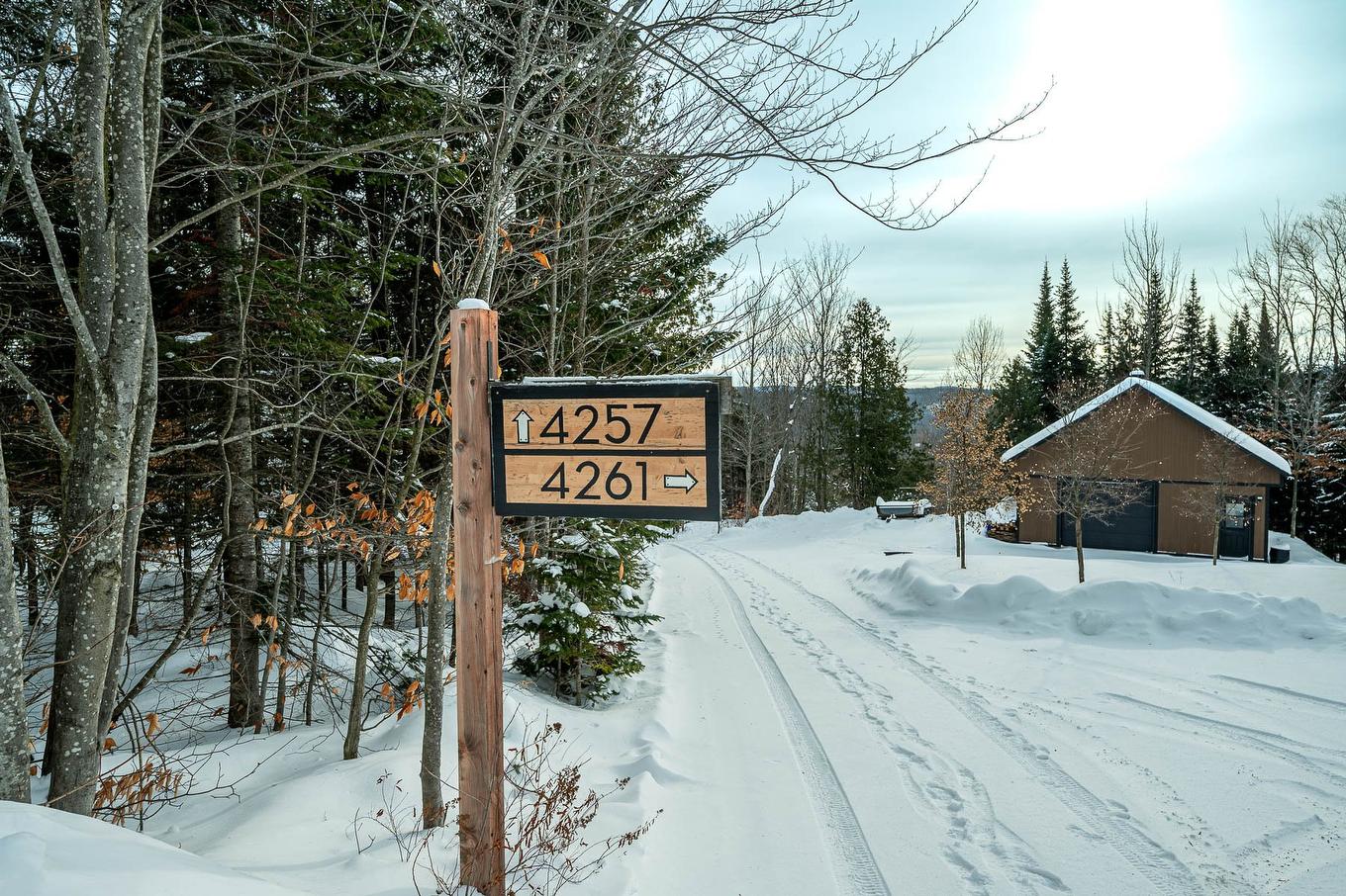Exterior entrance - 4257 Rue Du Haut-Bois, Morin-Heights, QC - Outdoor
