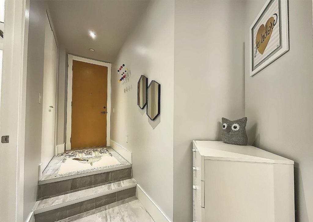 Hall - 200-5099 Rue Jeanne-Mance, Montréal (Le Plateau-Mont-Royal), QC - Indoor