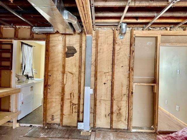 52 Empress Avenue N, Thunder Bay, ON - Indoor Photo Showing Basement