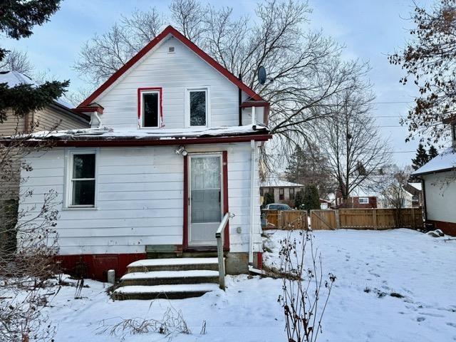 52 Empress Avenue N, Thunder Bay, ON - Outdoor