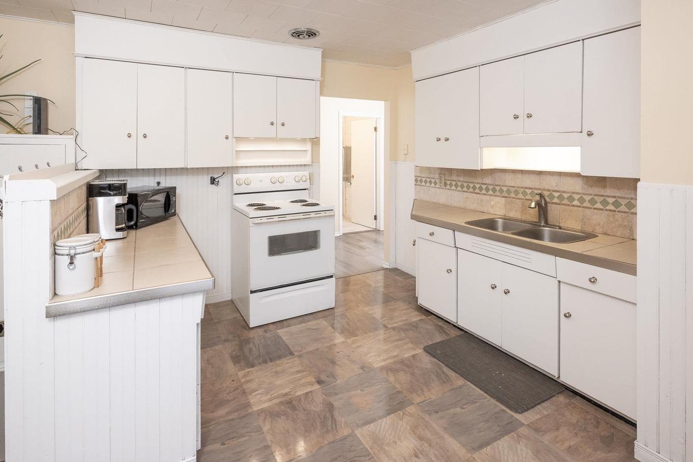 376 Lakeshore Drive, Shuniah, ON