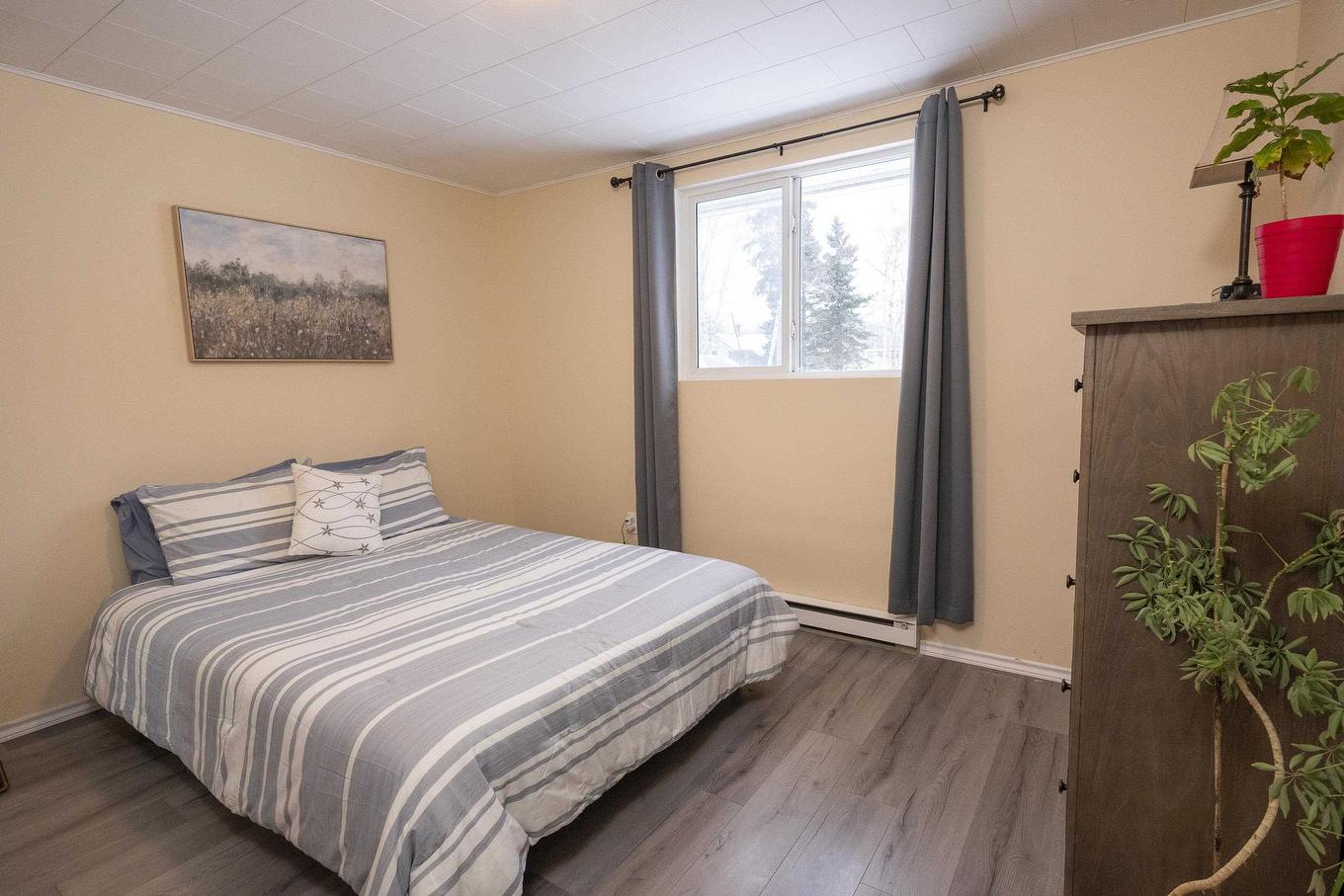 376 Lakeshore Drive, Shuniah, ON