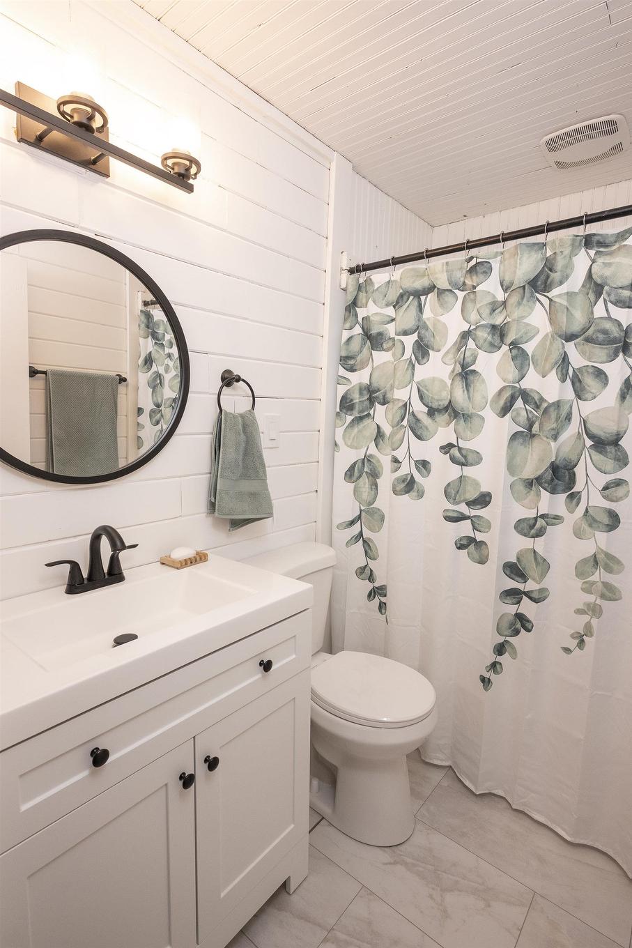 376 Lakeshore Drive, Shuniah, ON