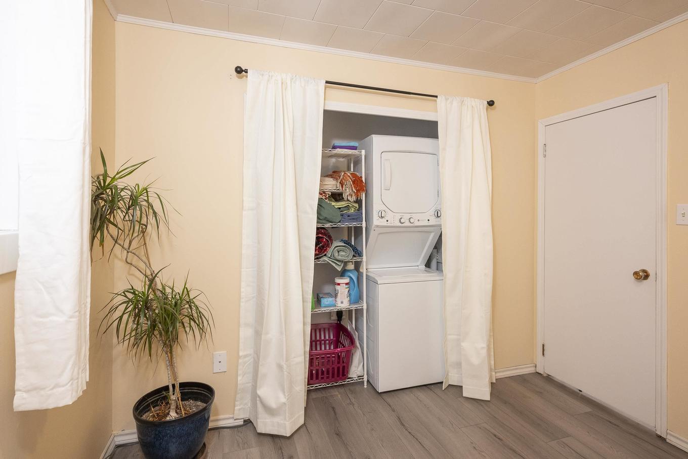 376 Lakeshore Drive, Shuniah, ON