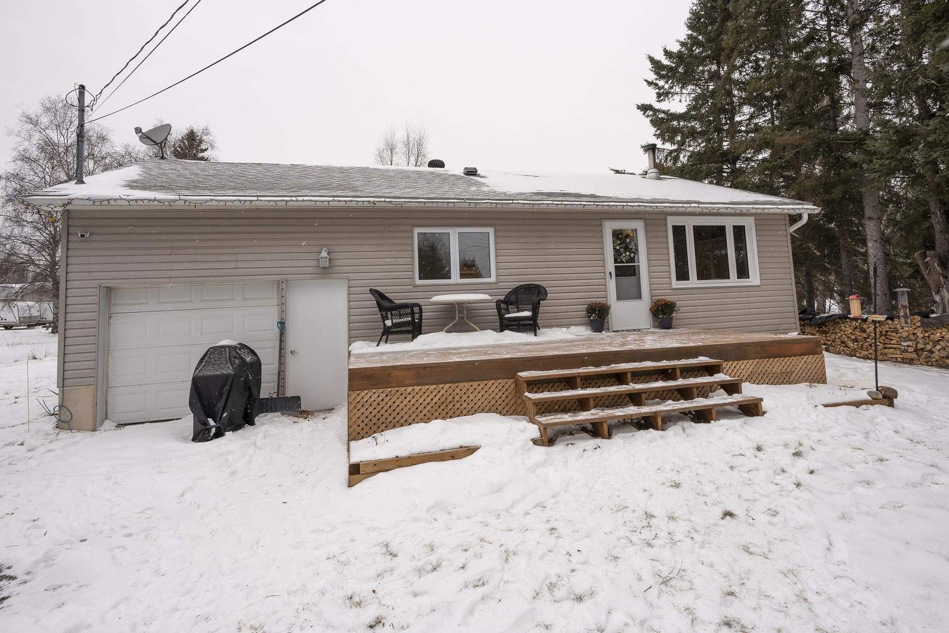 376 Lakeshore Drive, Shuniah, ON