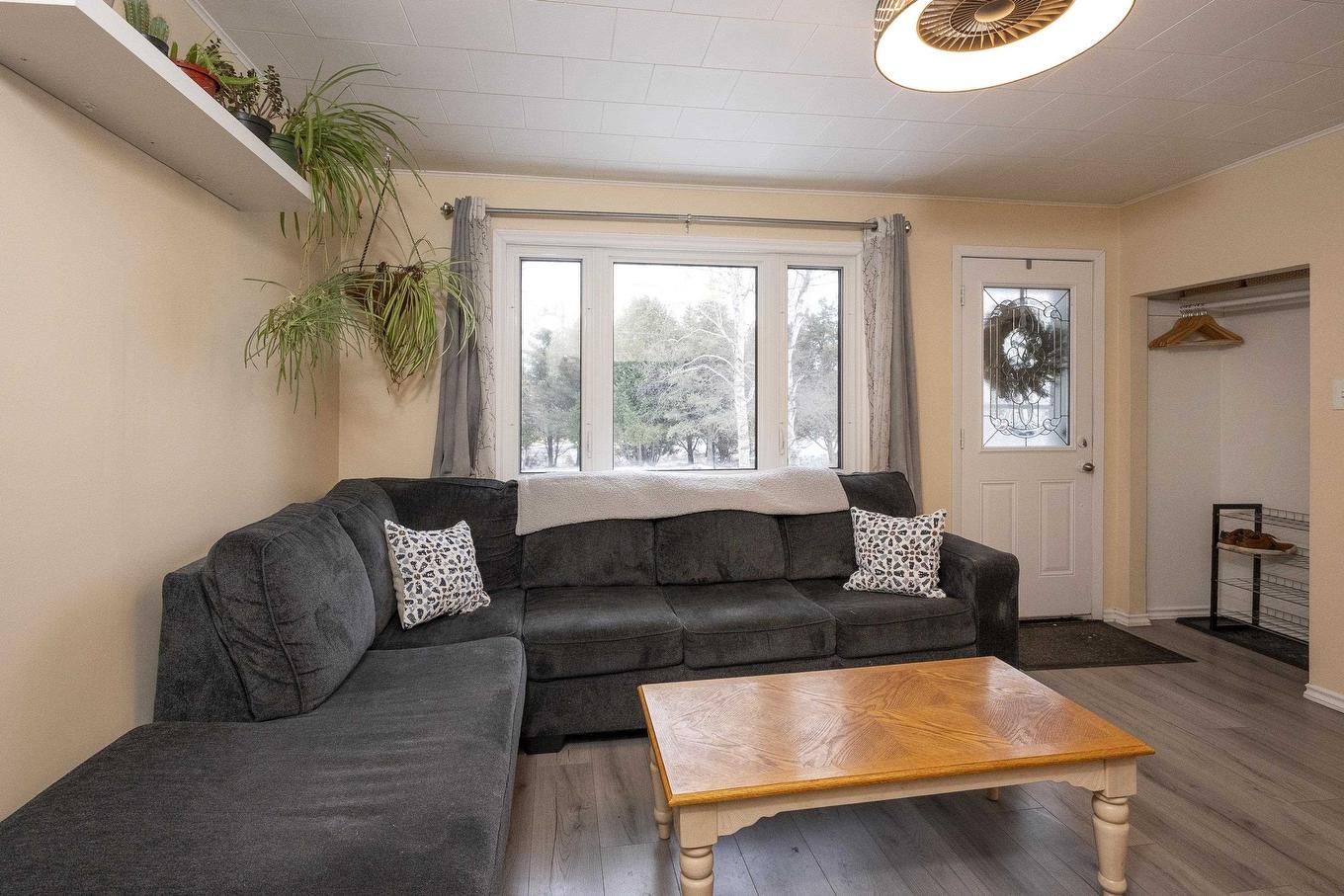 376 Lakeshore Drive, Shuniah, ON