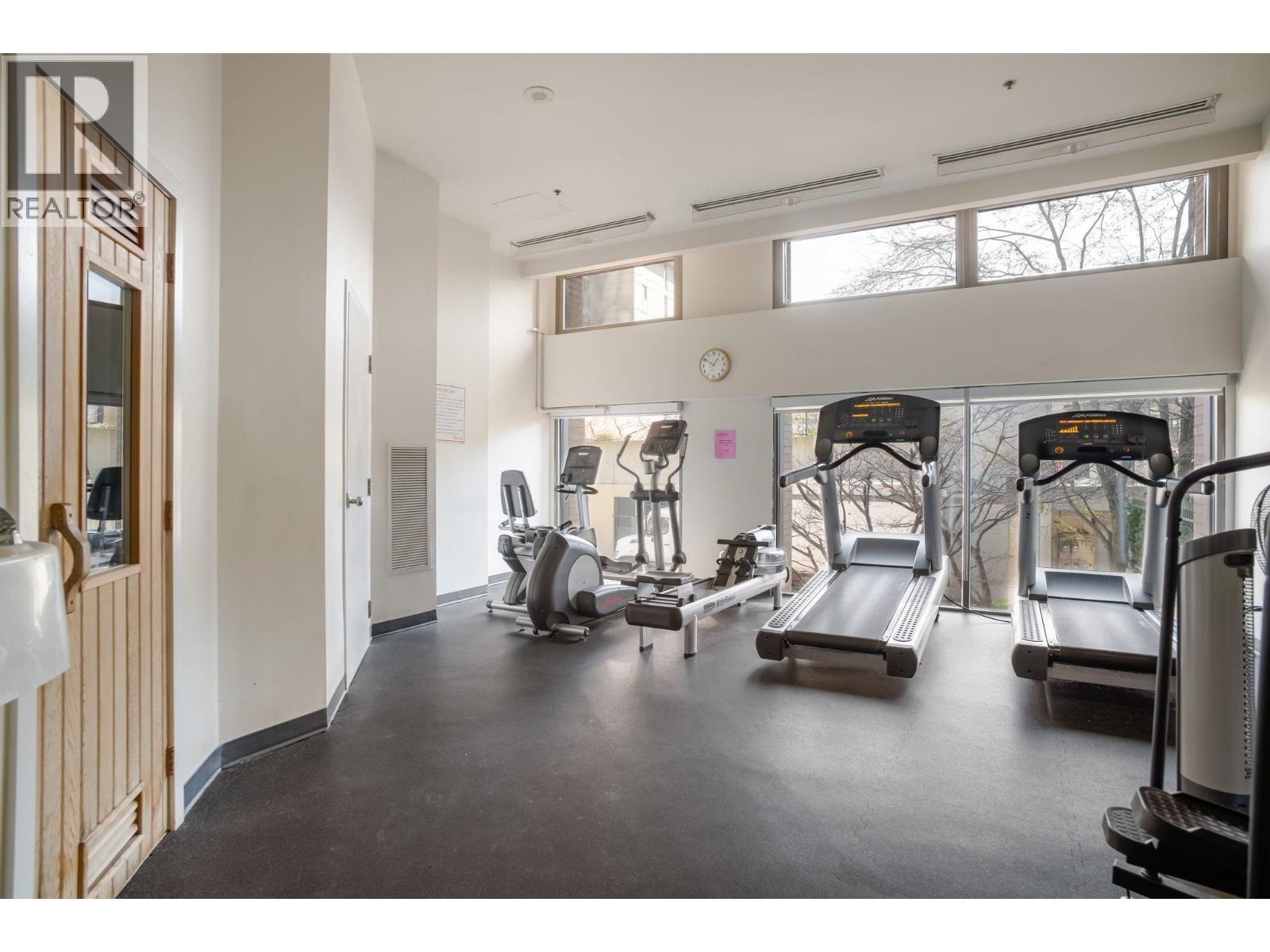 1202 1188 Richards Street, Vancouver, BC - Indoor Photo Showing Gym Room