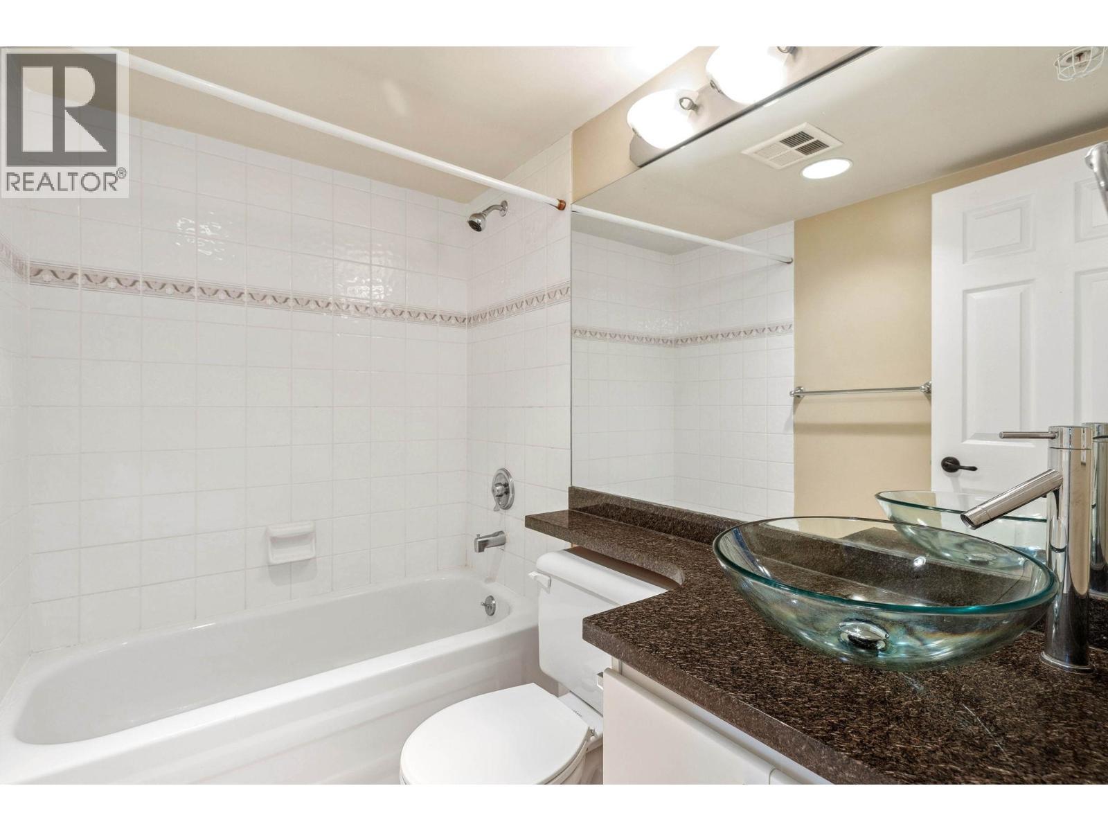 1202 1188 Richards Street, Vancouver, BC - Indoor Photo Showing Bathroom