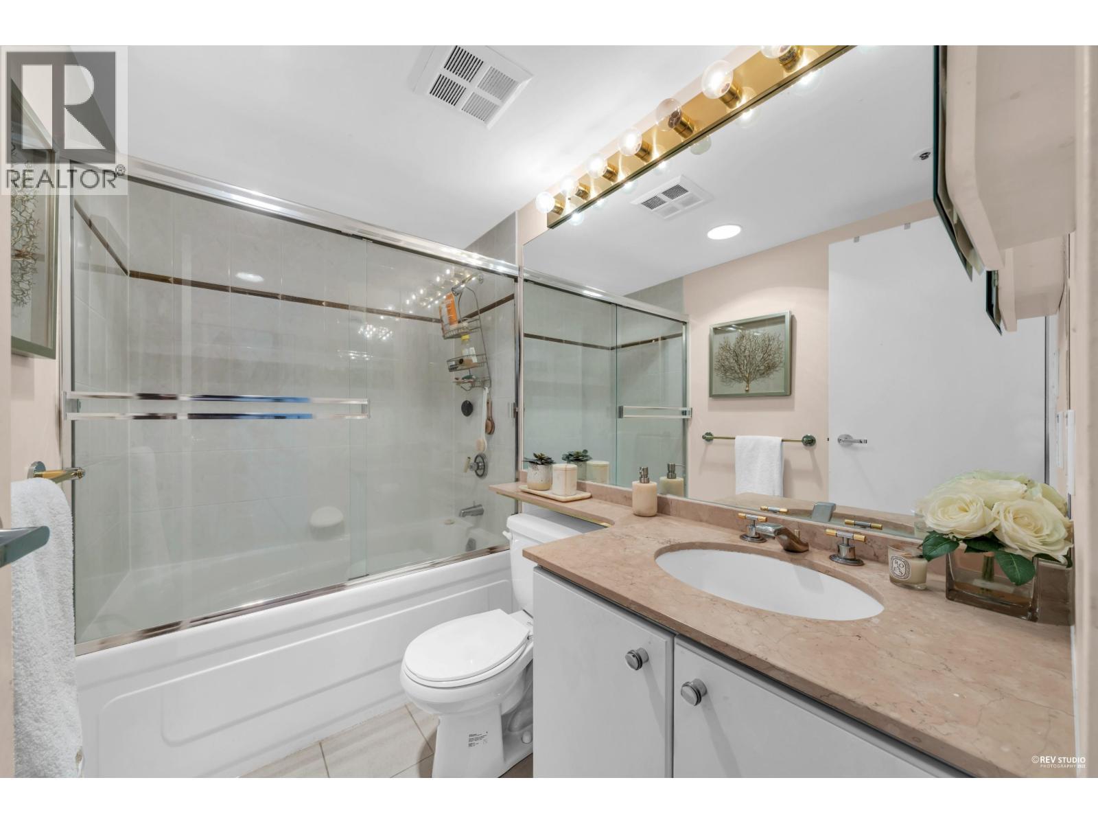 1708 1500 Hornby Street, Vancouver, BC - Indoor Photo Showing Bathroom