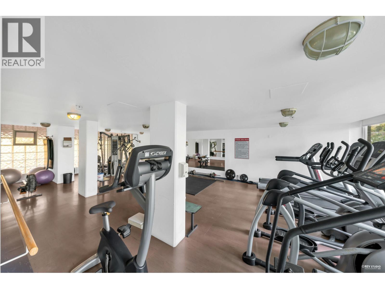 1708 1500 Hornby Street, Vancouver, BC - Indoor Photo Showing Gym Room