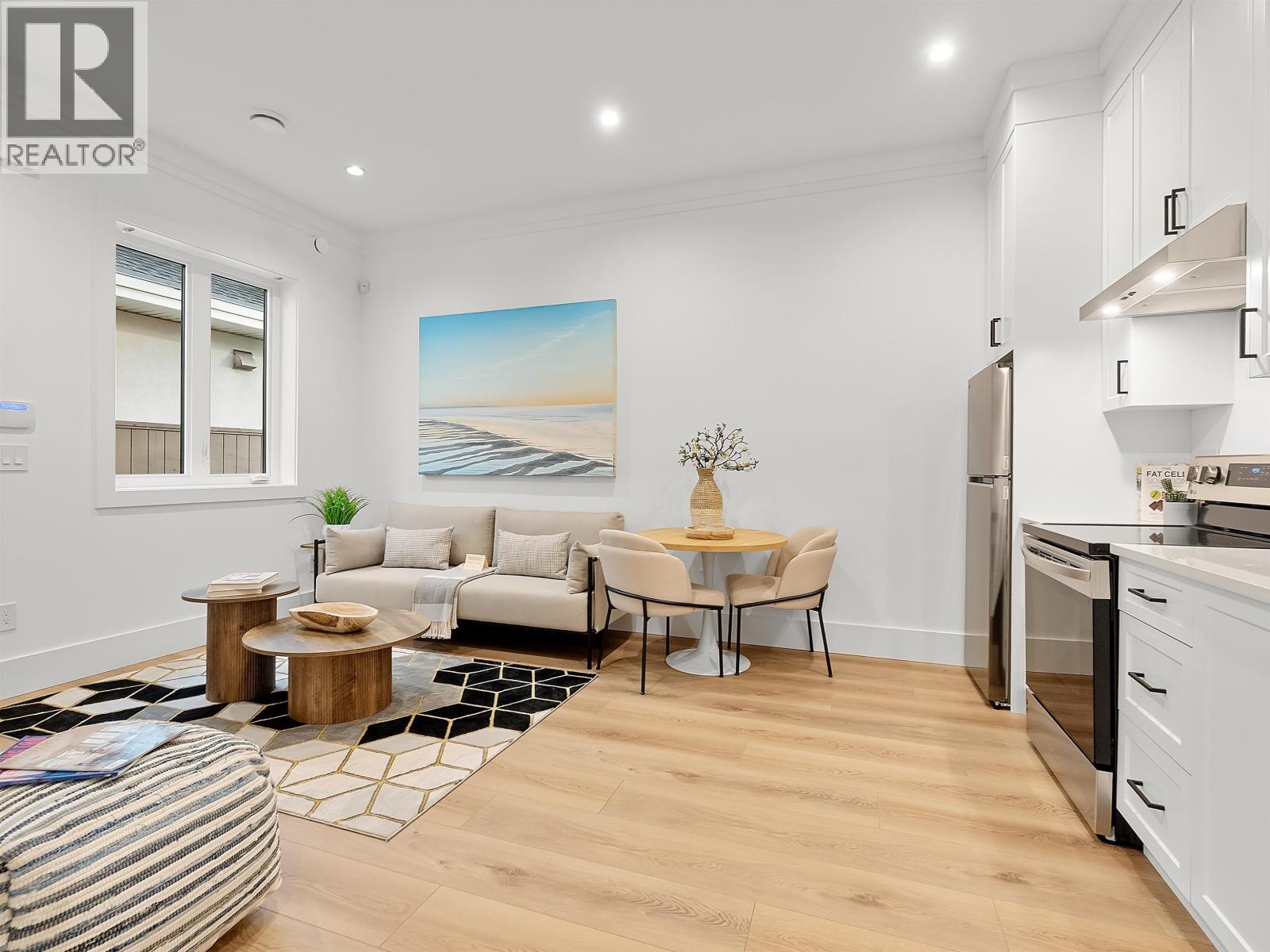 3428 Trumond Avenue, Richmond, BC - Indoor