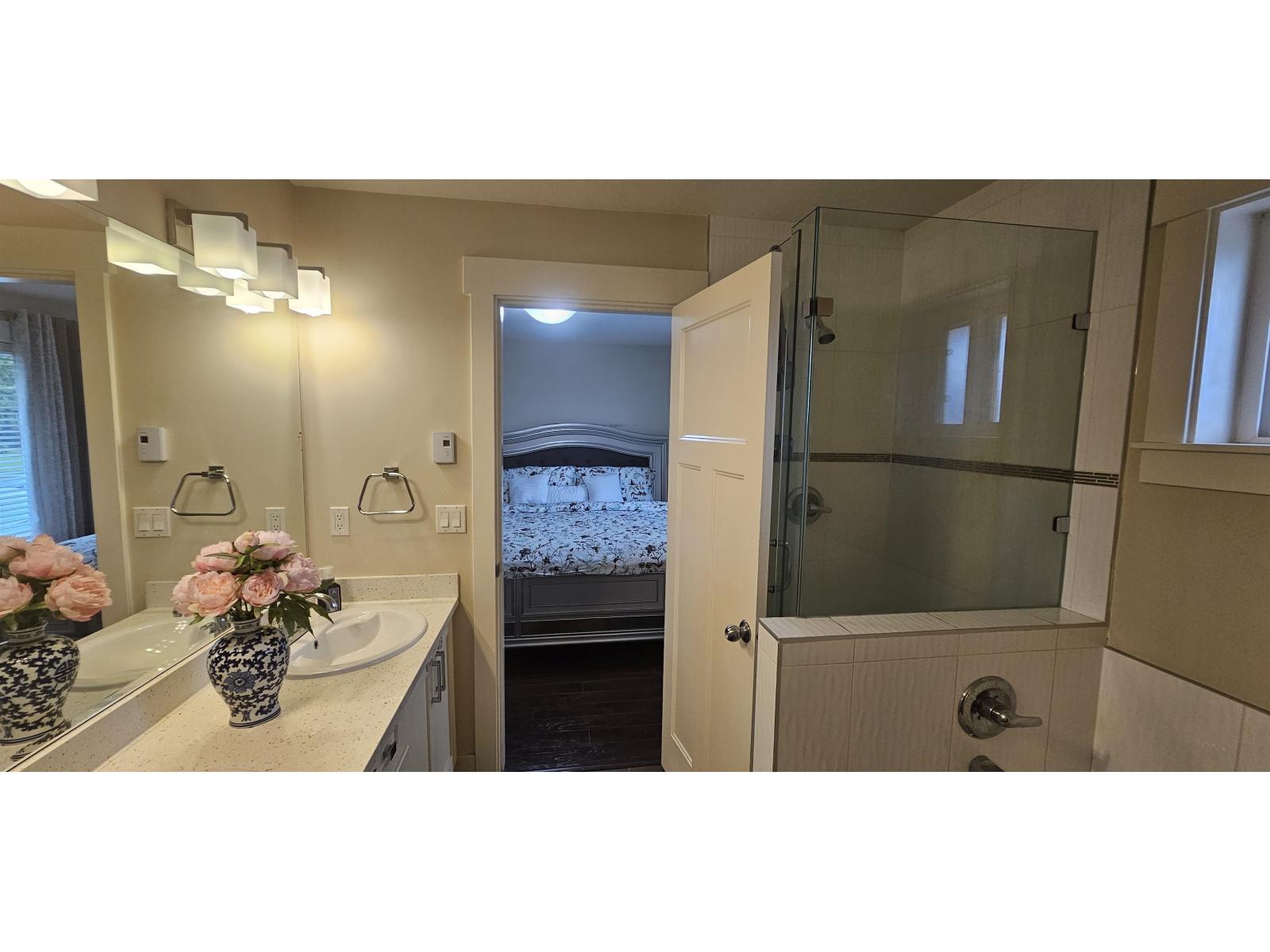 60 5957 152 Street, Surrey, BC - Indoor Photo Showing Bathroom