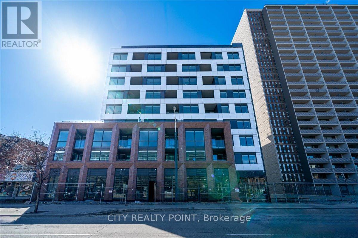 214 - 664 Spadina Avenue, Toronto, ON - Outdoor With Facade