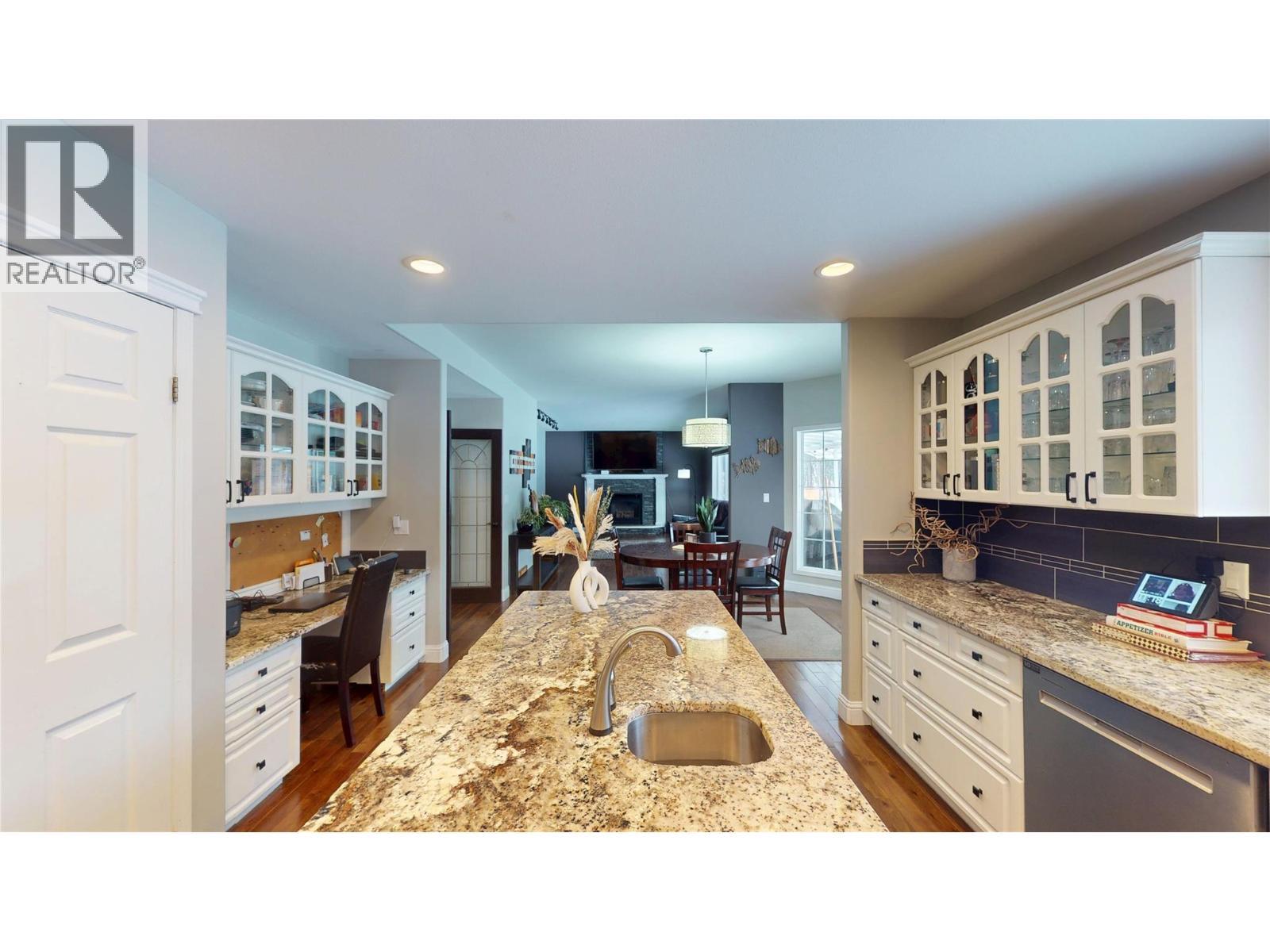 3320 5Th Street S, Cranbrook, BC - Indoor Photo Showing Other Room