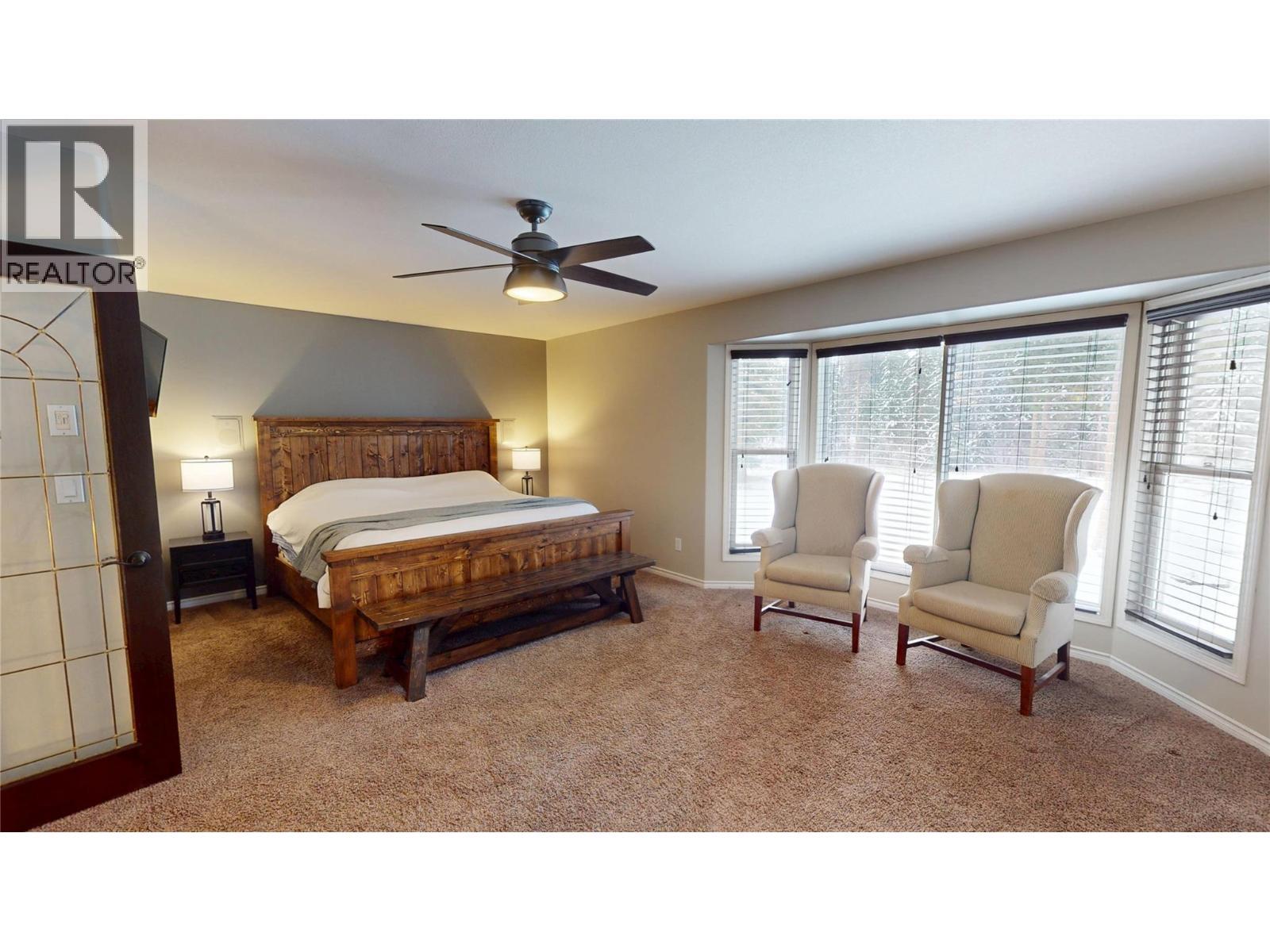 3320 5Th Street S, Cranbrook, BC - Indoor Photo Showing Bedroom