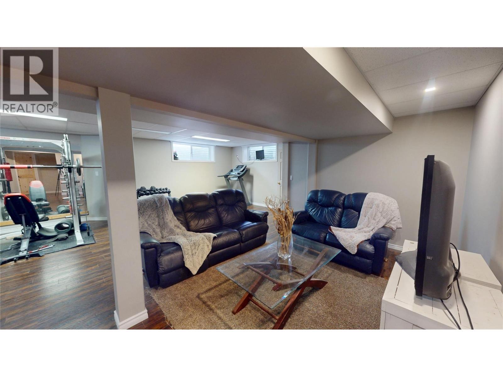 3320 5Th Street S, Cranbrook, BC - Indoor Photo Showing Basement