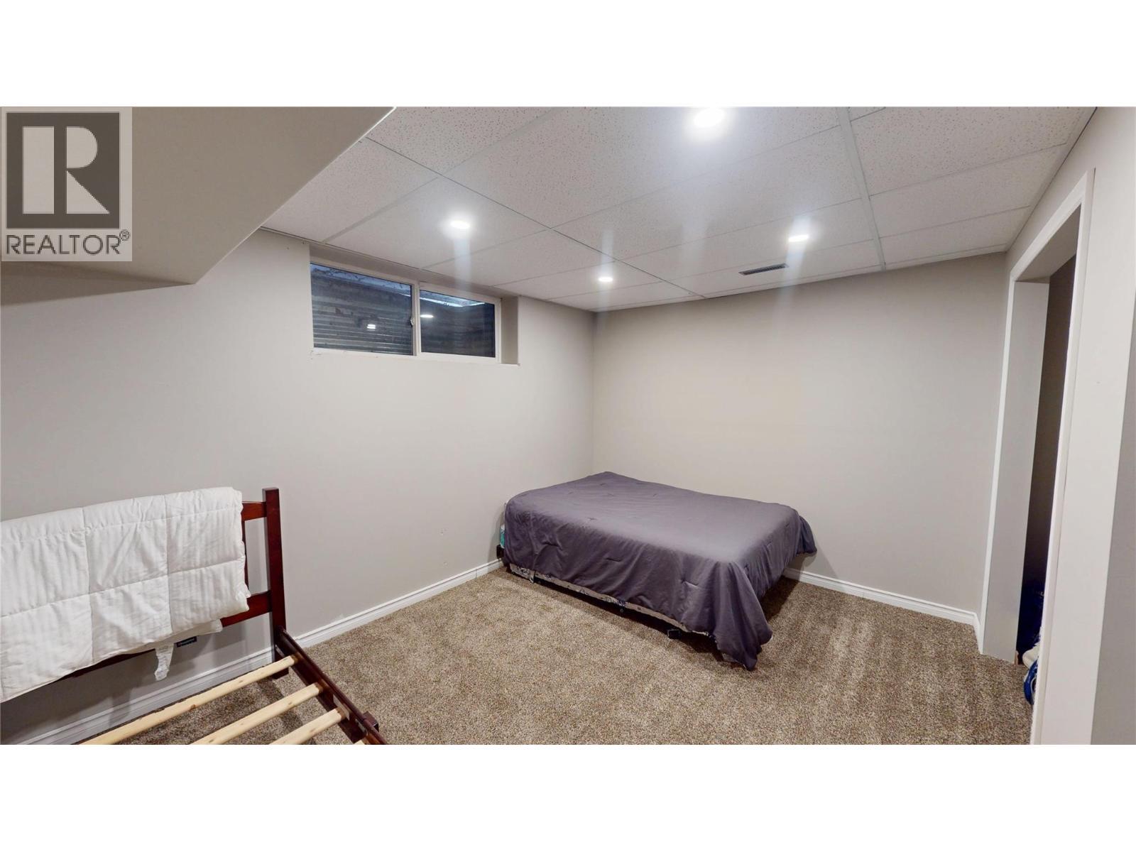 3320 5Th Street S, Cranbrook, BC - Indoor Photo Showing Basement