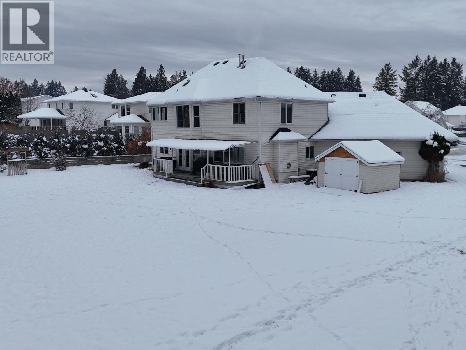 3320 5Th Street S, Cranbrook, BC - Outdoor