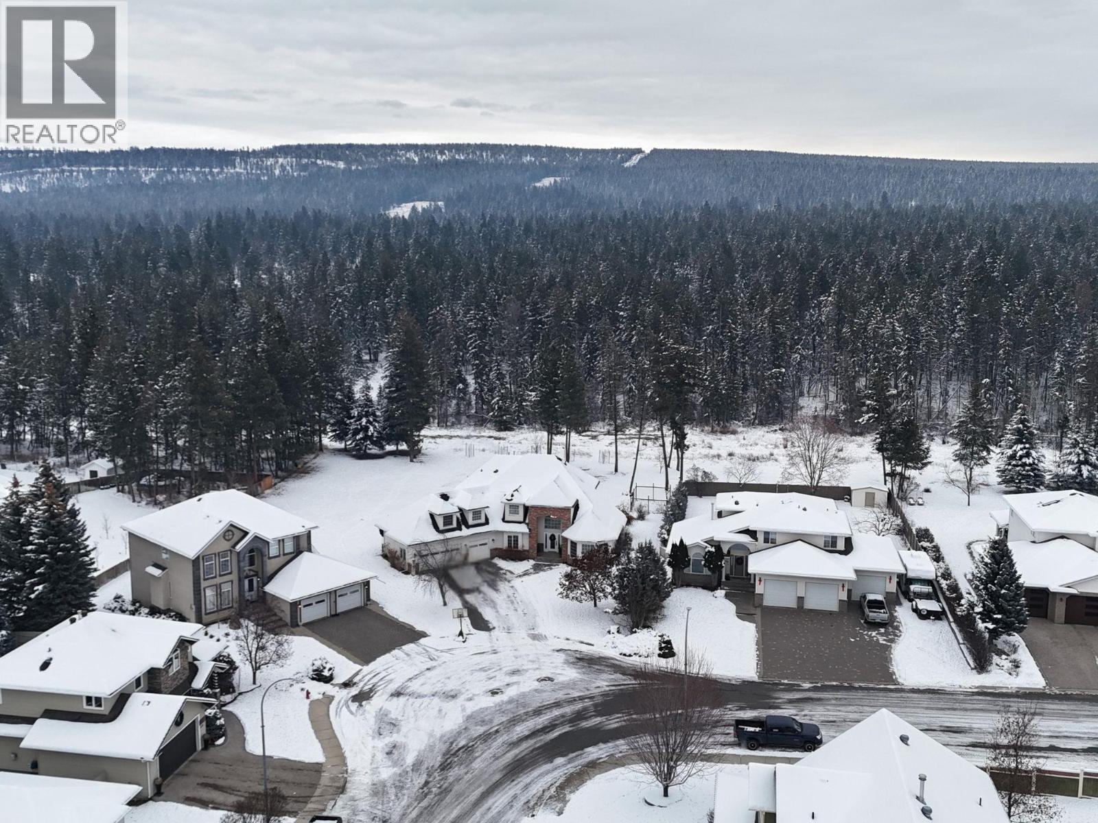 3320 5Th Street S, Cranbrook, BC - Outdoor With View