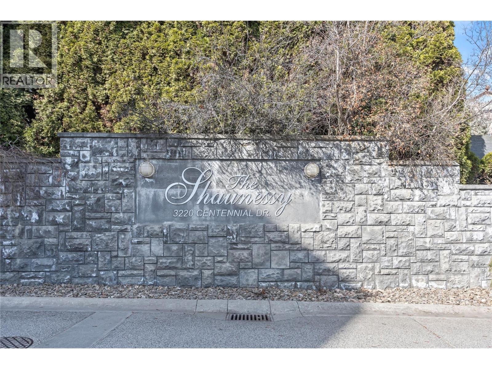 3220 Centennial Drive Unit# 304, Vernon, BC - Outdoor