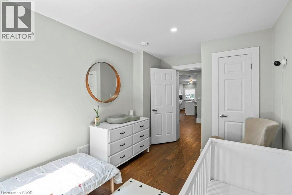 18 Park Row N, Hamilton, ON