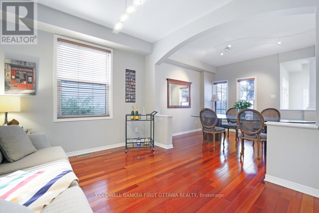 104 Streamside Crescent, Ottawa, ON - Indoor