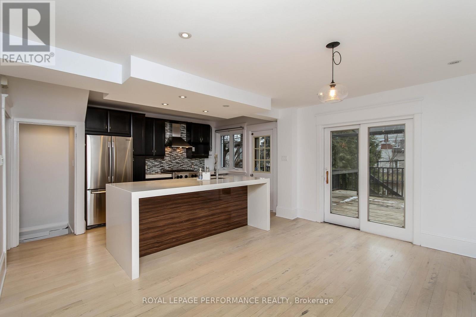 14 Clarey Avenue, Ottawa, ON - Indoor Photo Showing Kitchen